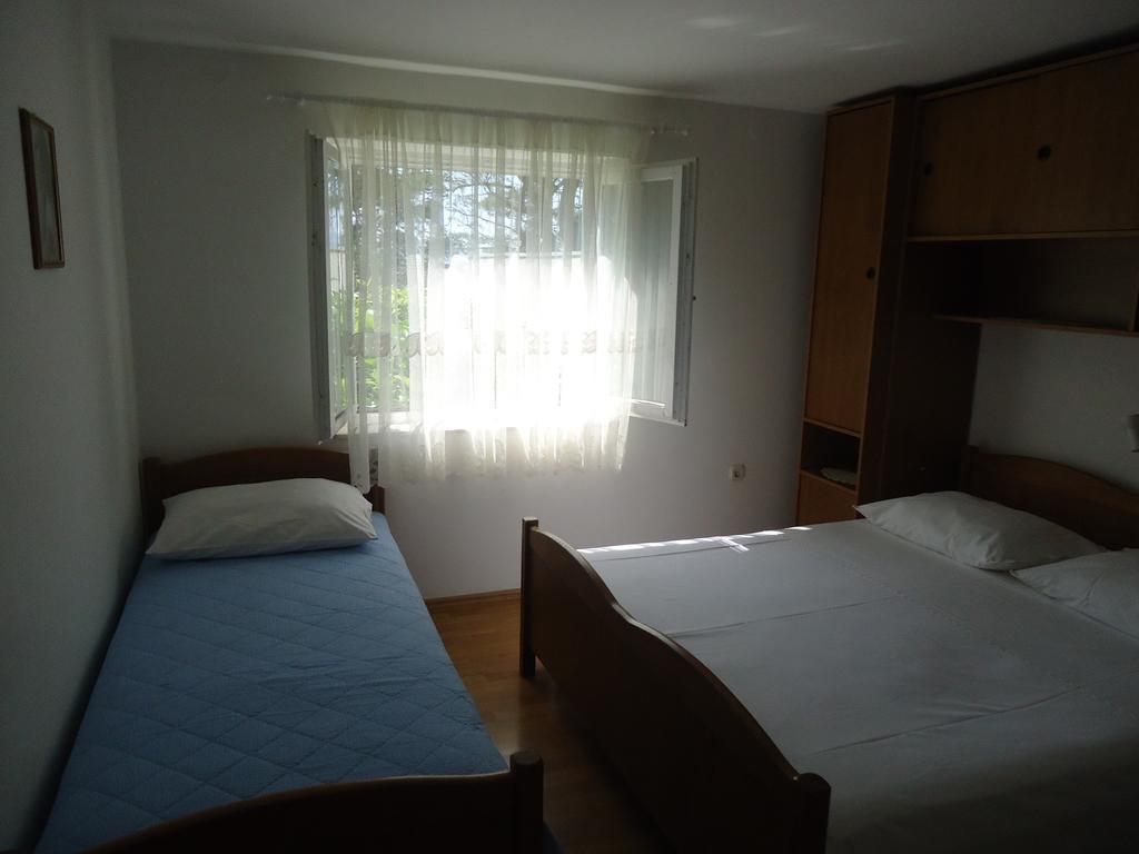 Omis Apartment On The Beach Exterior foto